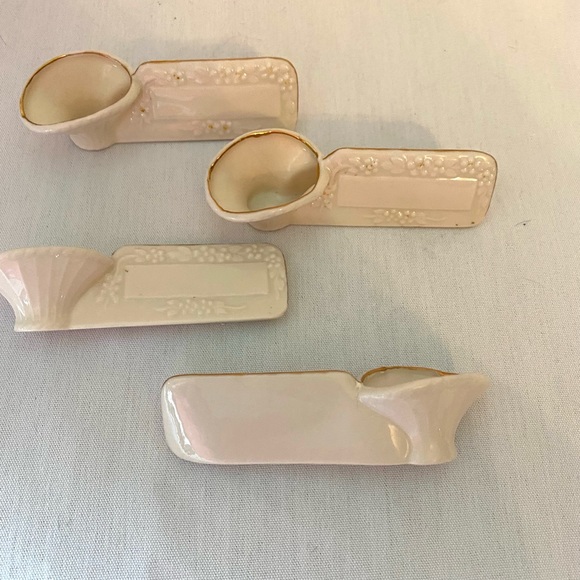 Vintage Porcelain Place Card / Salt Servers (set of 4) - Picture 4 of 7